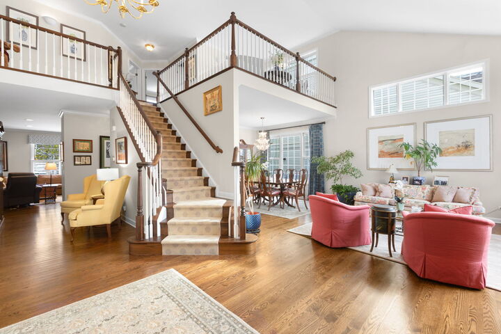 Property Photo: 2809 Meadowview Court IL 60026