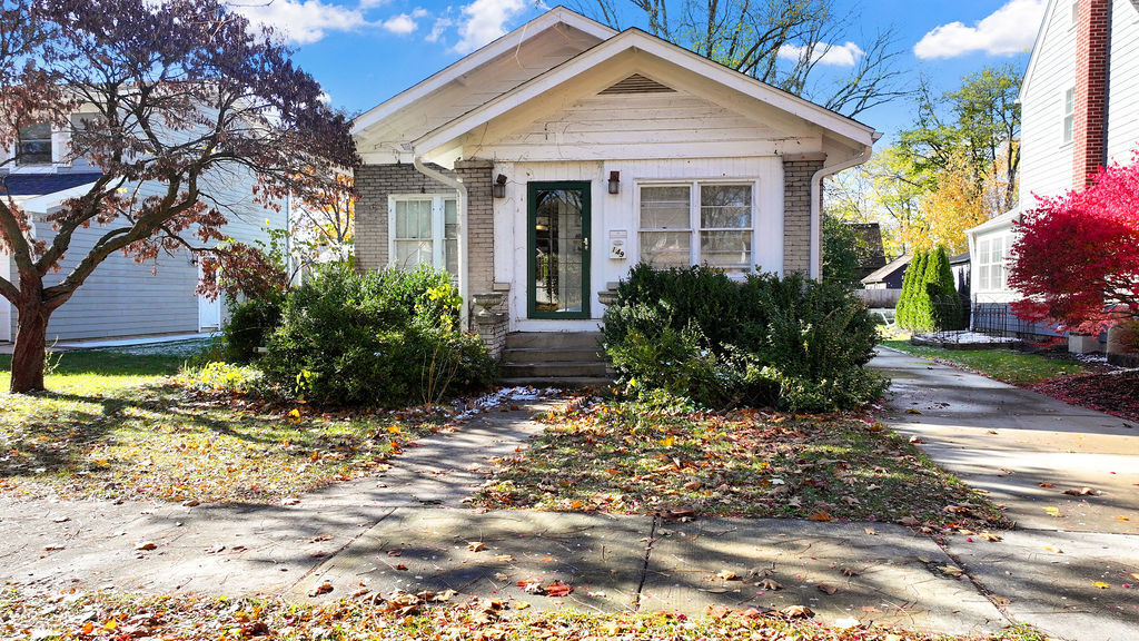 Property Photo: 149 S Gladstone Avenue IL 60506