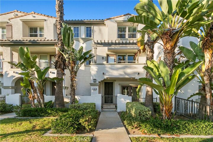 Property Photo: 52 Preston CA 90621