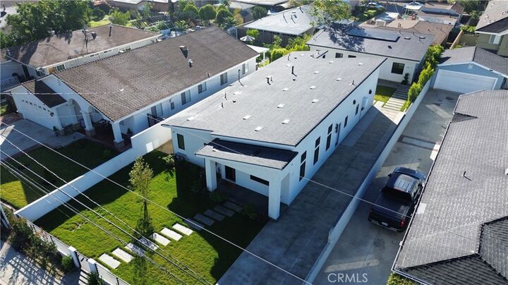 Property Photo:  422 Almond  CA 91016 