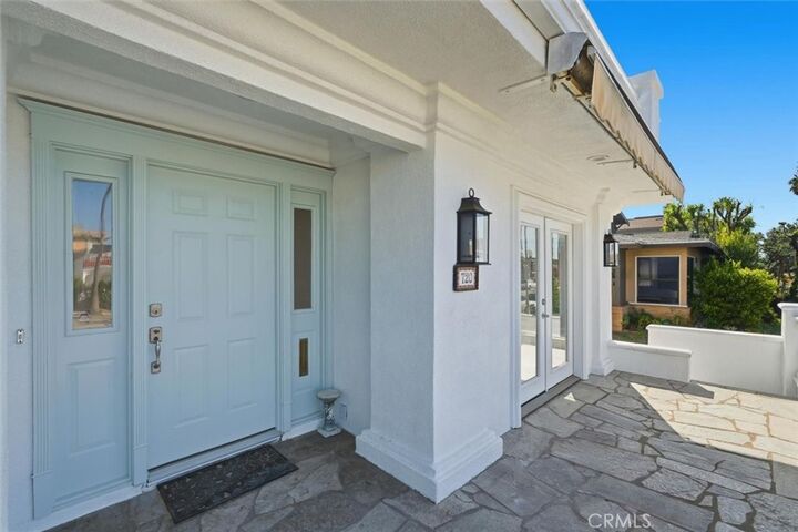 Property Photo:  720 S Catalina Avenue  CA 90277 