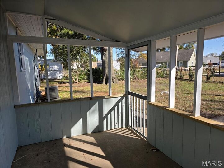 Property Photo:  407 Virginia Street  MO 63801 