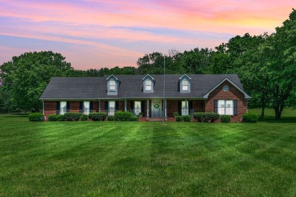 Property Photo: 5410 Brick Church Pike TN 37072