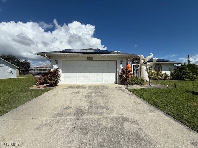 Property Photo:  1109 SW 47th Terrace  FL 33914 