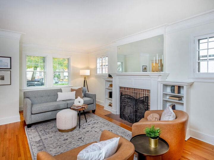 Property Photo:  1840 Stanford Avenue  MN 55105 