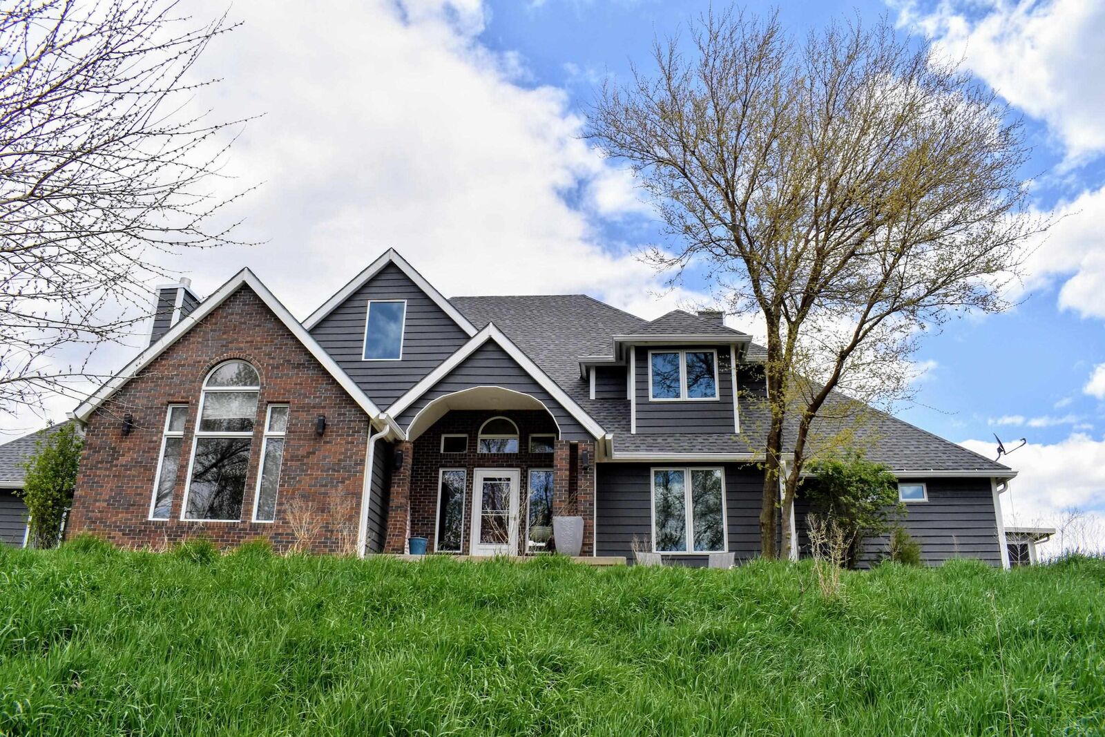 Property Photo:  4640 Perry Way  IA 51104 