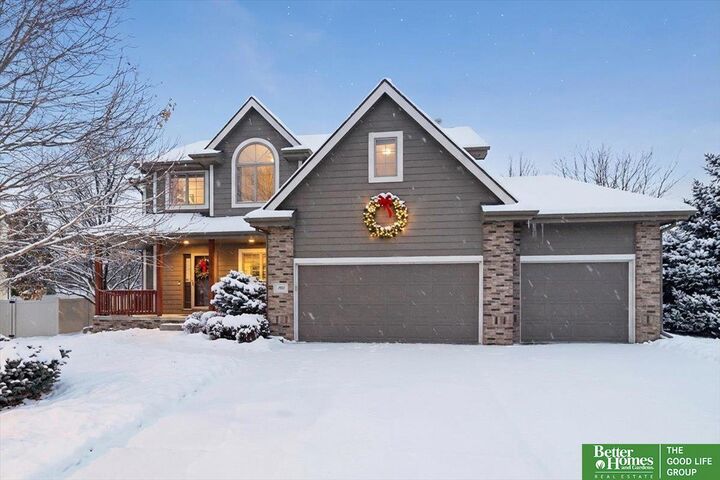 Property Photo:  3921 S 192nd Avenue  NE 68130 