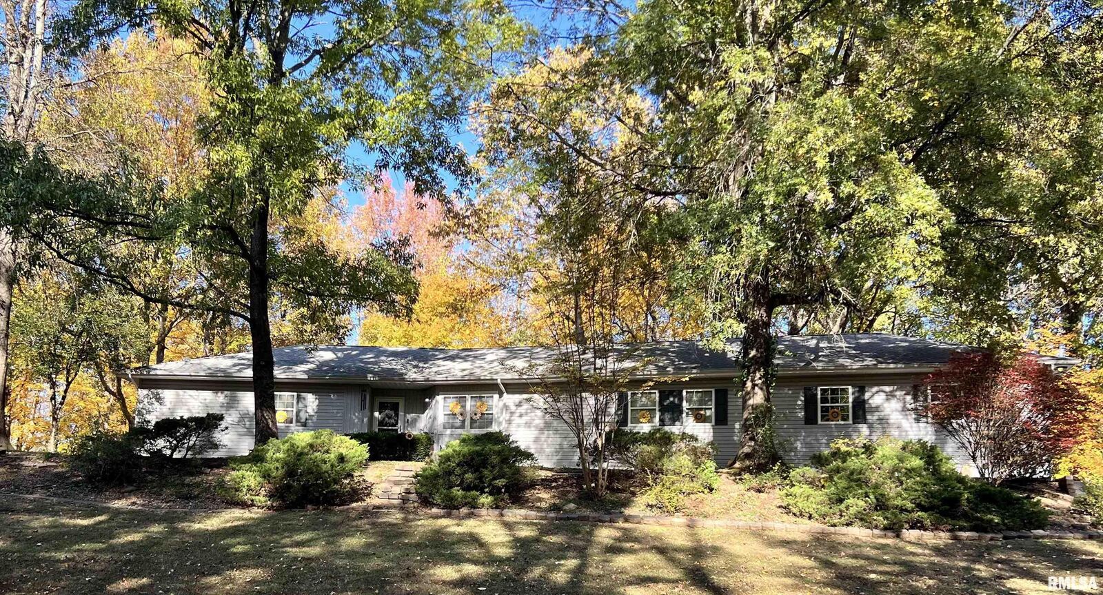 Property Photo:  2372 Logan Street A Court  IL 62966 