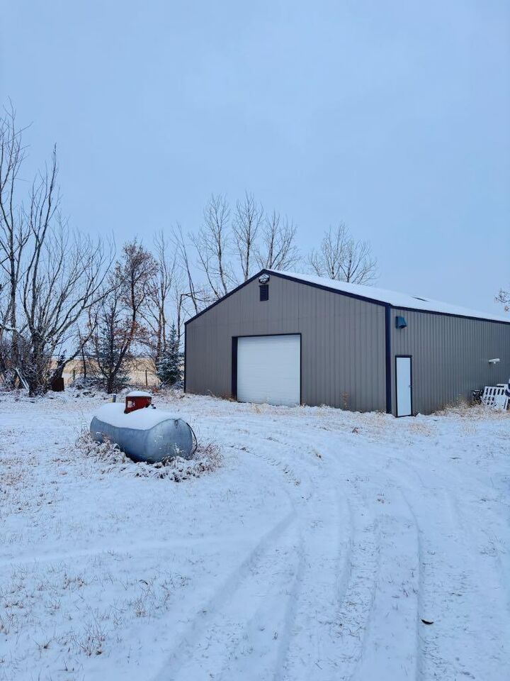 Photo de la propriété: 261056 Twp Rd 290 AB T0M 0A0
