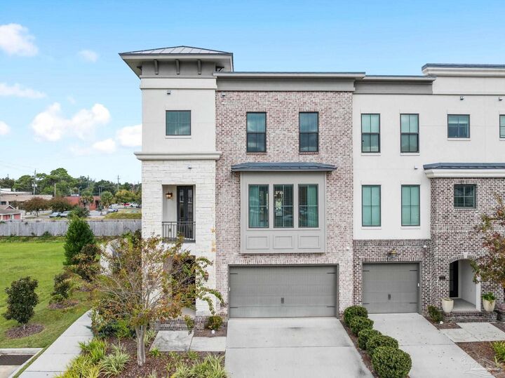 316 W Romana St  Pensacola FL 32502 photo