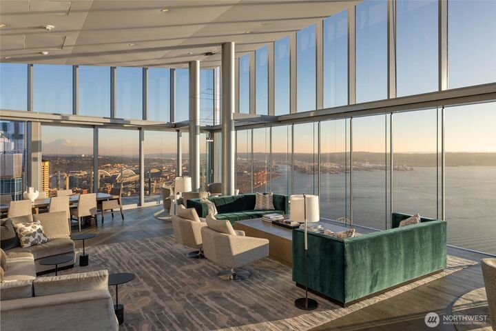 Property Photo:  121  Stewart Street 3208  WA 98101 