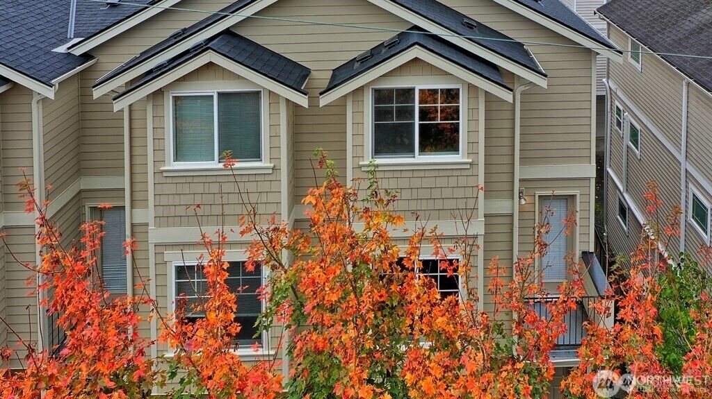 Property Photo:  12028  33rd Avenue NE B  WA 98125 