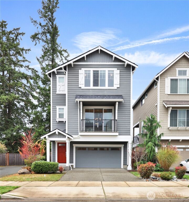 1307  141st Place SW  Lynnwood WA 98087 photo