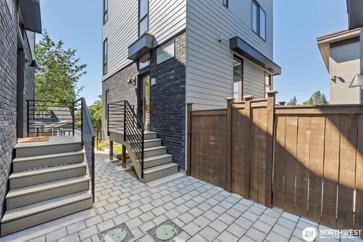 Property Photo: 7741 15th Avenue NE A WA 98115