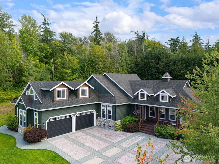 Property Photo:  4224  Dumas Avenue  WA 98229 