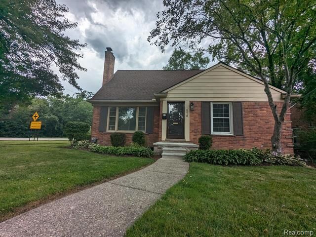 Property Photo:  4418 S Verona Circle  MI 48073 