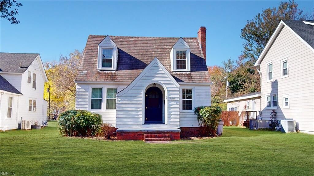 Property Photo:  305 Raleigh Ave  VA 23661 