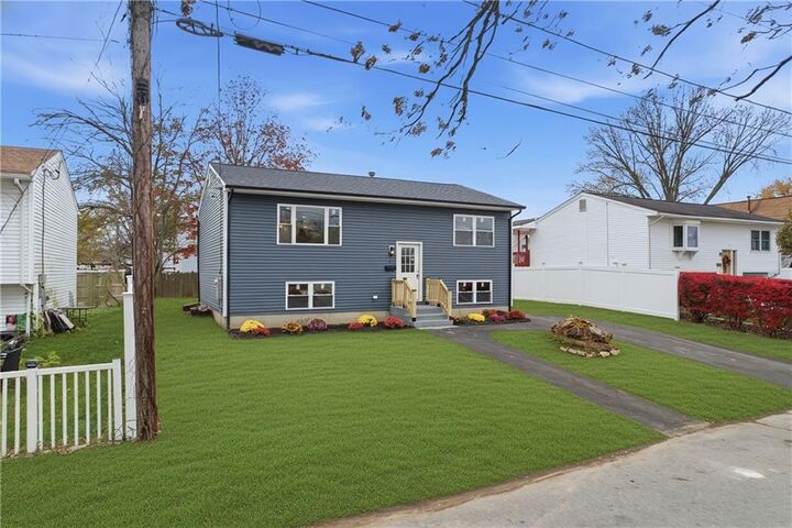 Property Photo:  85 Alton Street  RI 02910 