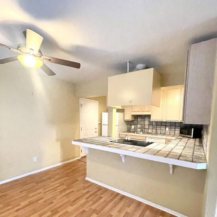 Property Photo:  134 Cypress Street  CA 94061 