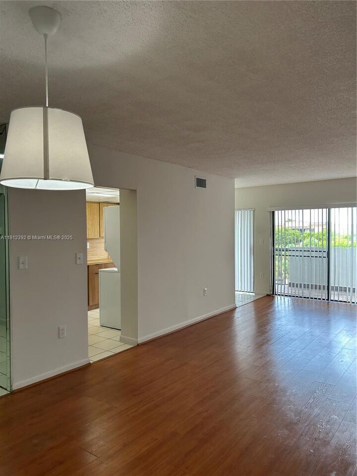 Property Photo:  5900 SW 127th Ave 3412  FL 33183 