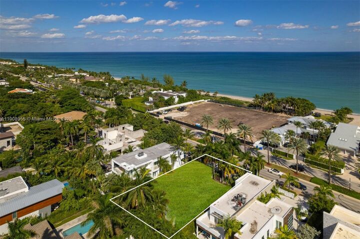 Property Photo:  284 Ocean Blvd  FL 33160 