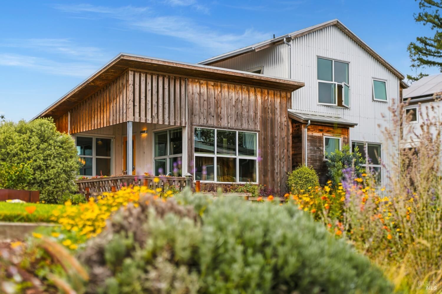 Property Photo:  732 Keller Court  CA 94952 