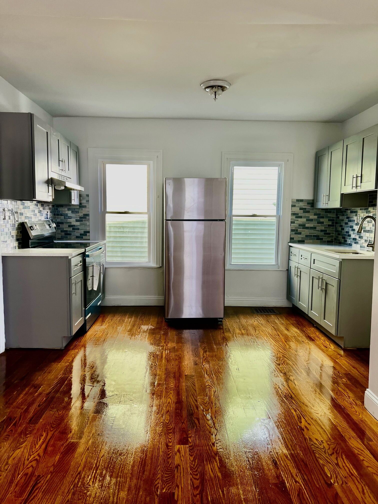 Property Photo:  1248 Pembroke Street  CT 06608 