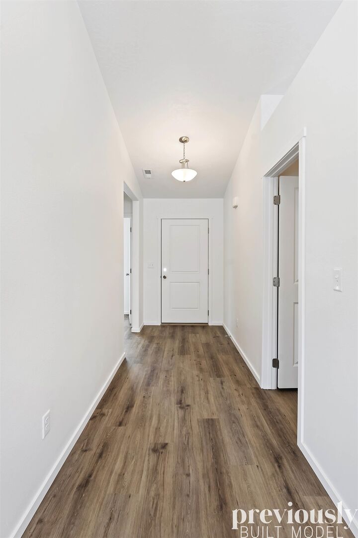 Property Photo:  17702 E 6 Ave  WA 99016 