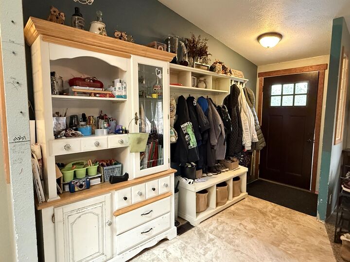 Property Photo: 6356 Sundown Rd WA 99026