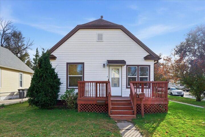 2555 Avenue C  Council Bluffs IA 51501 photo