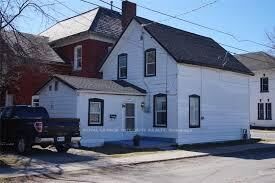 Photo de la propriété: 29 Robinson Avenue ON K7A 1K3