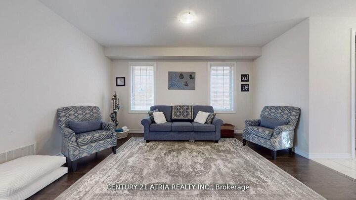 Photo de la propriété:  101 Bonnieglen Farm Boulevard  ON L7C 4B7 