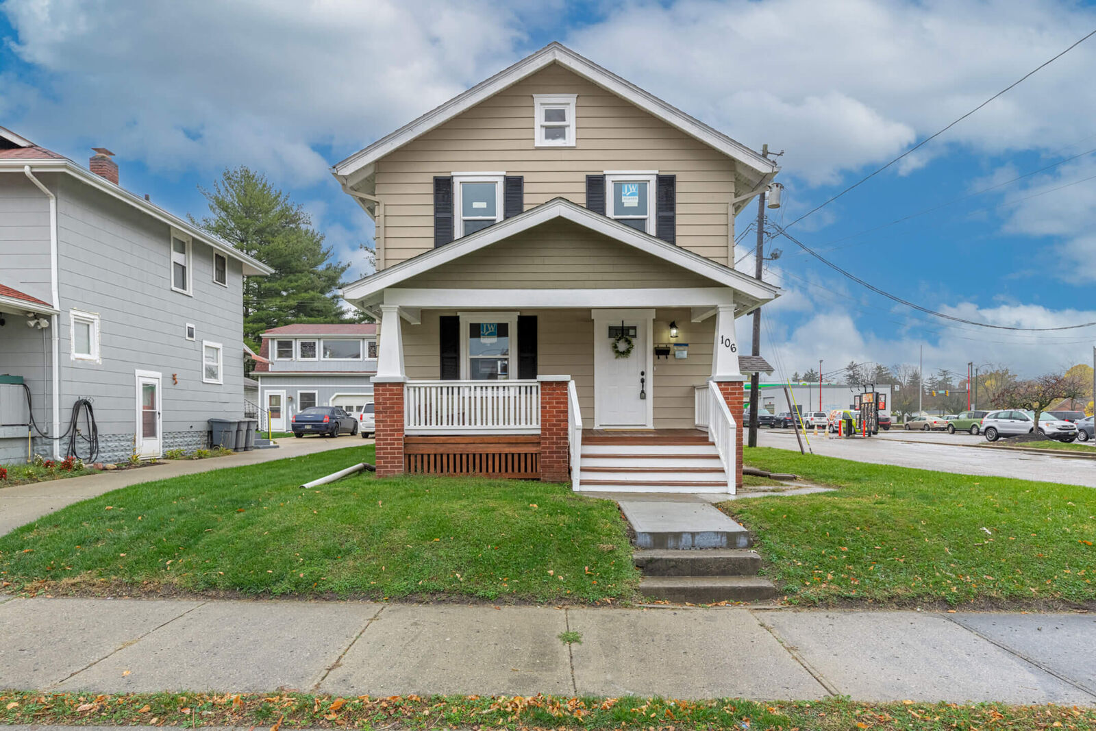 Property Photo: 106 Cottage Place OH 45503