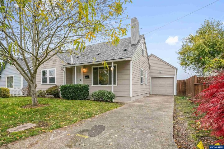 Property Photo: 1885 Garfield St NE OR 97301