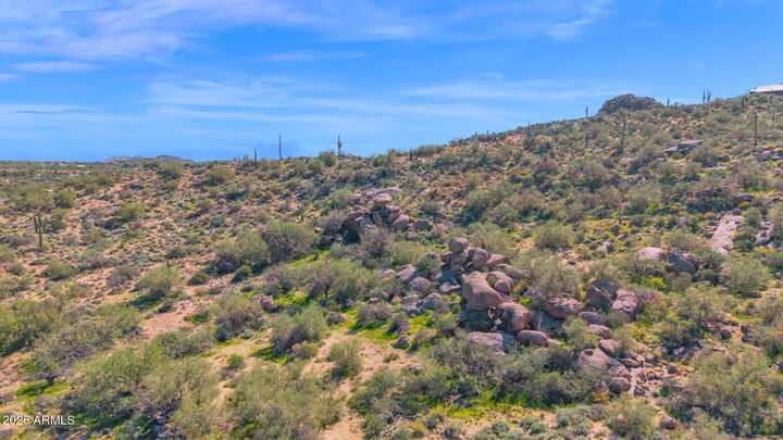 Property Photo:  37207 N Nighthawk Way 5  AZ 85377 