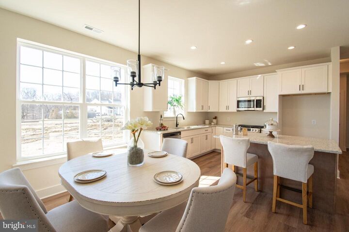 Property Photo:  9 Redkist Drive  NJ 08062 