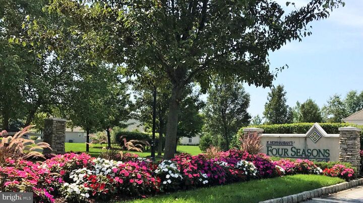 Property Photo:  10 Powderhorn Way  NJ 08501 