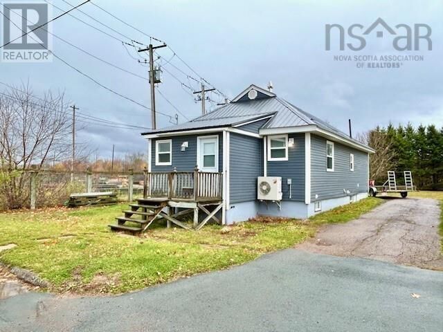 60 Riverside Avenue  Bible Hill NS B2N 4G3 photo