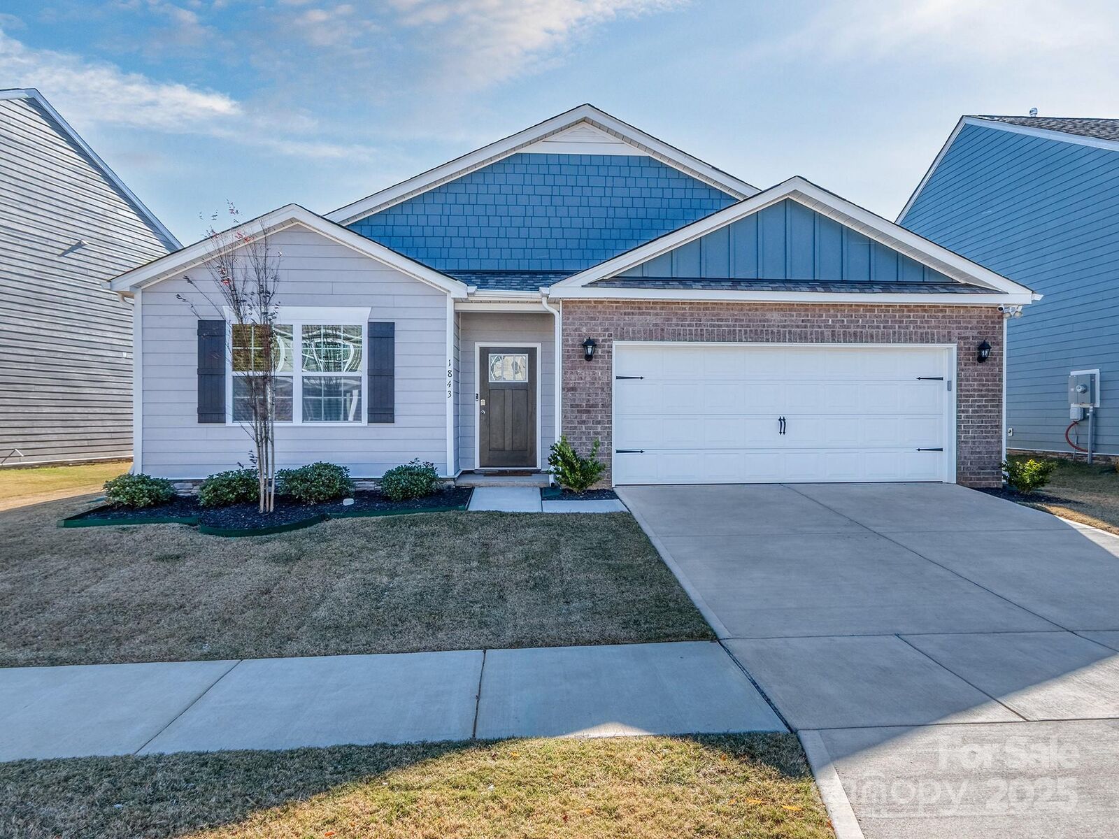 Property Photo:  1843 Vanderlyn Street  NC 28112 