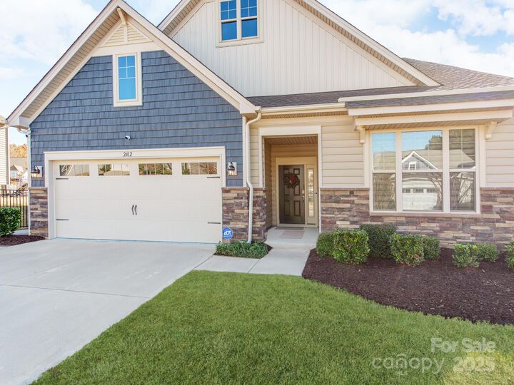 Property Photo: 2412 Napa Valley Drive NC 28173