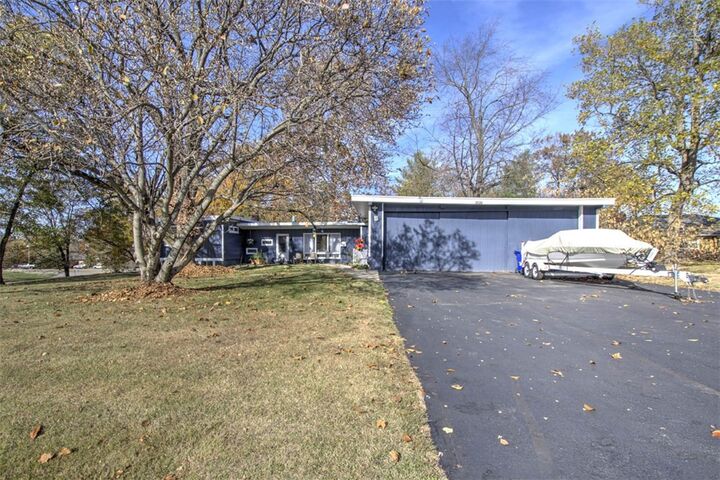 5 Fenton Drive  Decatur IL 62521 photo