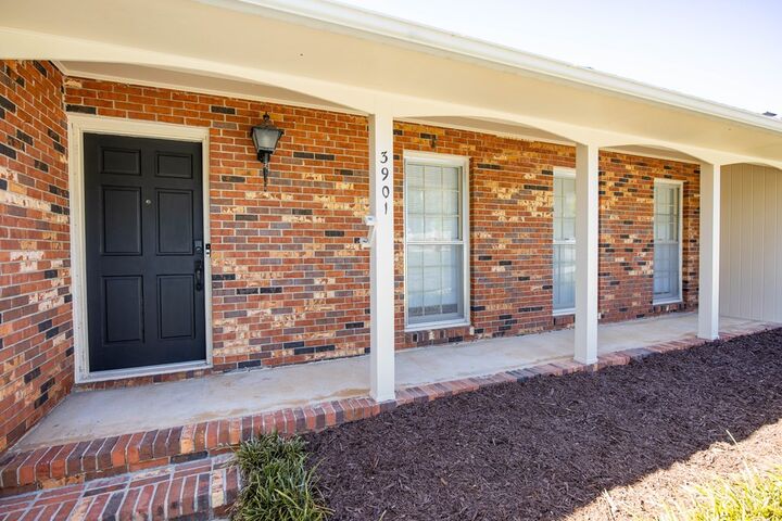Property Photo: 3901 Brookwood Drive AL 36867