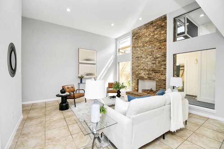 Property Photo:  409 E Fair Harbor Lane  TX 77079 