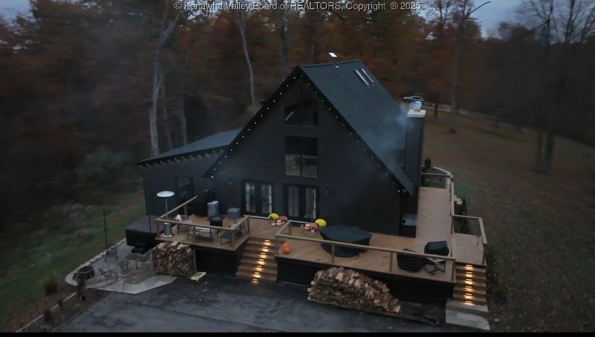 Property Photo: 611 Olympia Fields Drive WV 25213