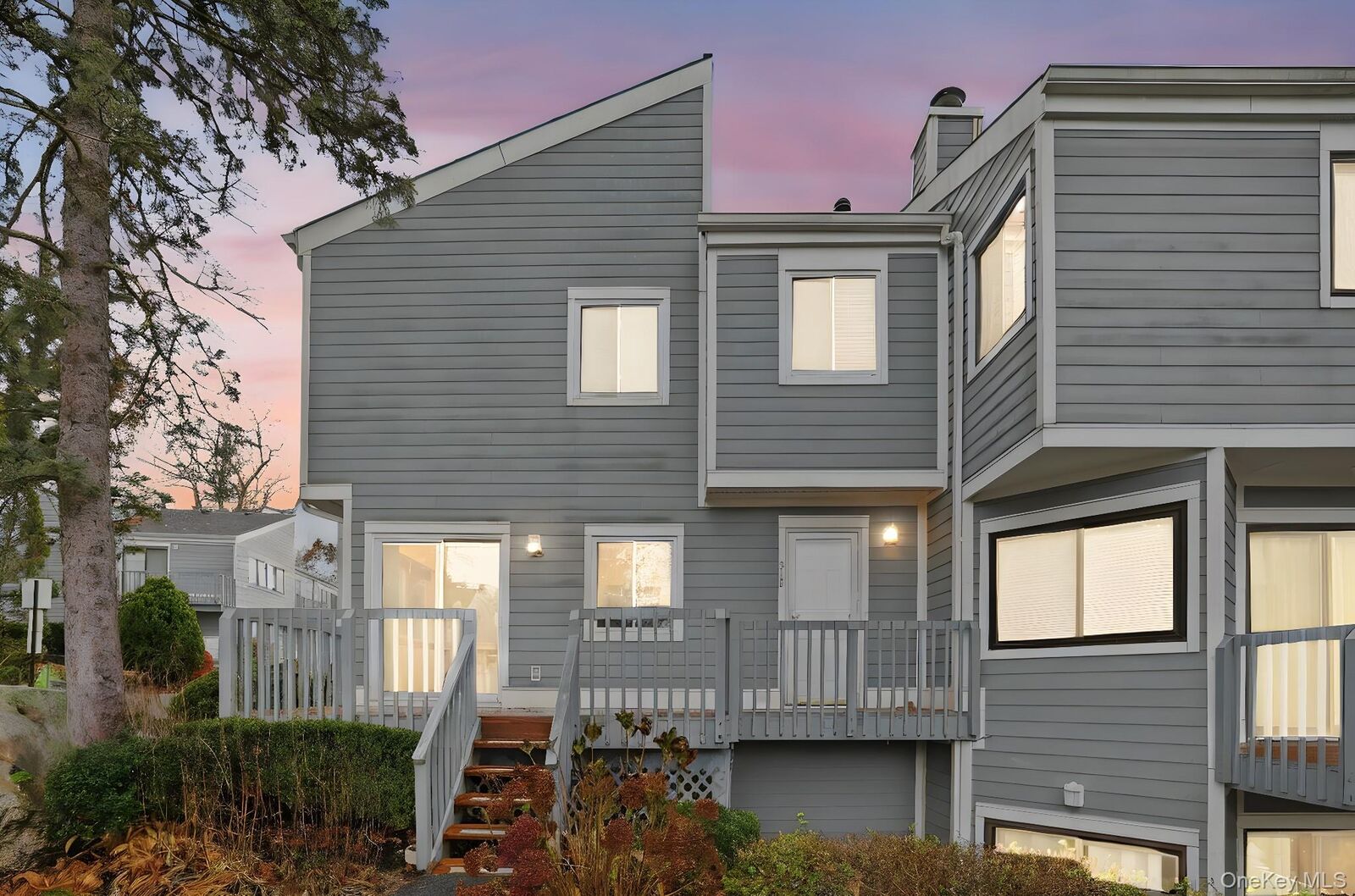 Property Photo:  25 Barker Street 315  NY 10549 