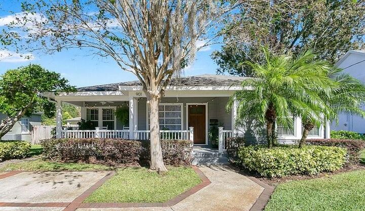 Property Photo: 901 Shady Lane Drive FL 32804