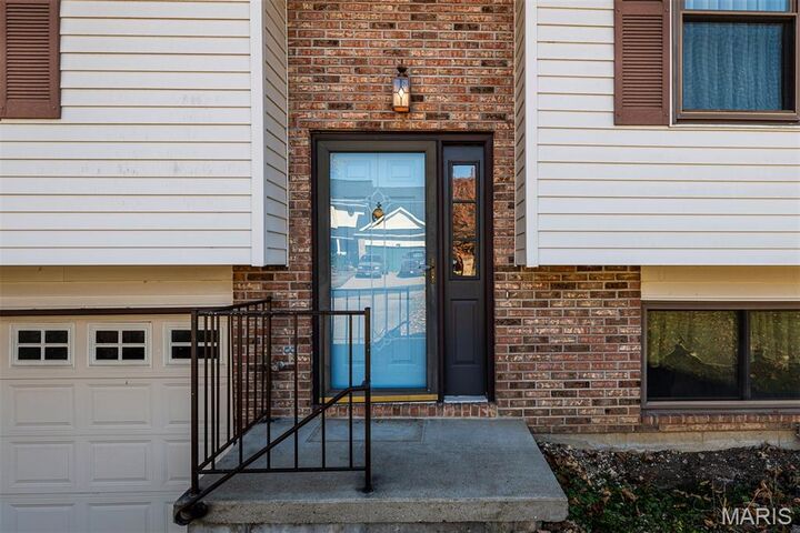 Property Photo:  2222 Parkton Way  MO 63012 