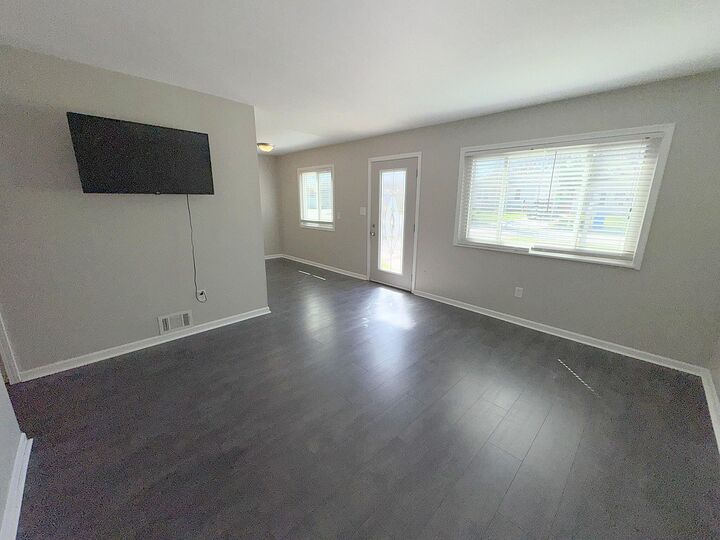 Property Photo:  27042 Brettonwoods Street  MI 48071 