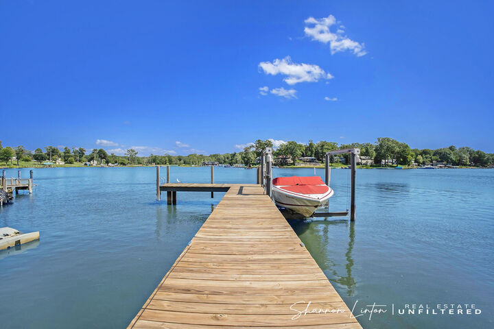 Property Photo: 204 Lake Street MI 49415