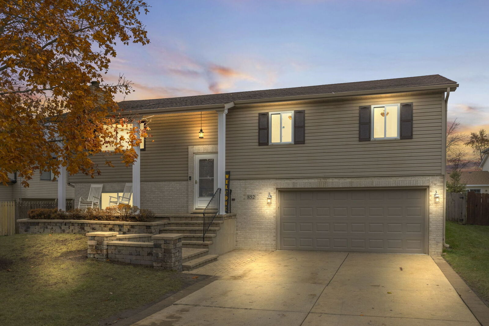 Property Photo:  852 Napa Street  IL 60188 